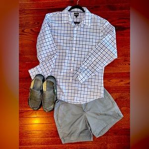 Apt 9 Men’s long sleeve button down collared shirt slim fit